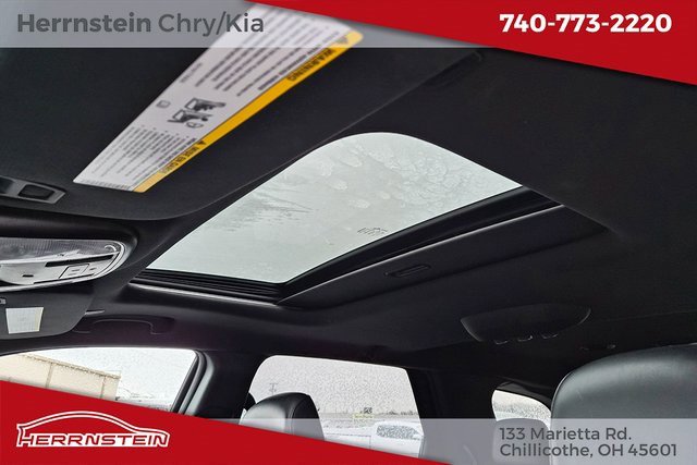 Used 2023 Dodge Durango GT image 25