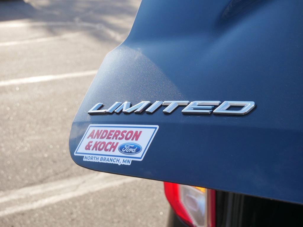 Used 2021 Ford Explorer Limited w/ Equipment Group 301A image 8