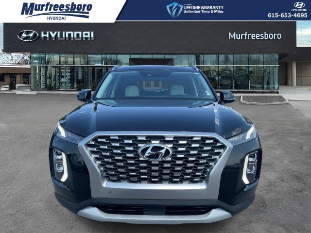 Used 2022 Hyundai Palisade SEL w/ Premium Package FWD image 2