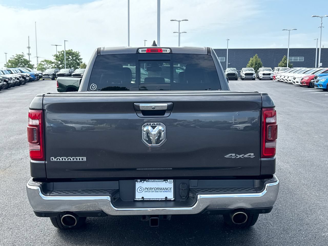 Used 2019 RAM 1500 Laramie AWD/4WD image 4