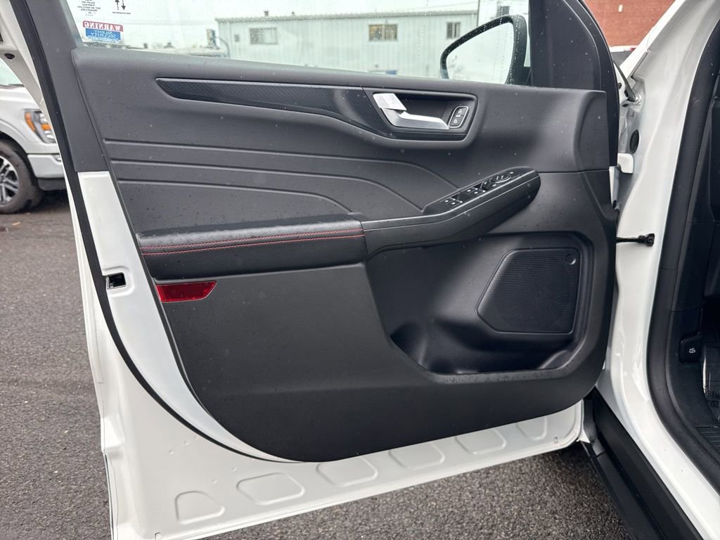 Certified 2024 Ford Escape ST-Line Select w/ Tech Pack #1 image 14