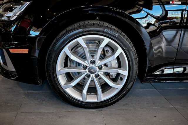 Used 2019 Audi A4 2.0T Premium Plus w/ Premium Plus Package AWD/4WD image 38