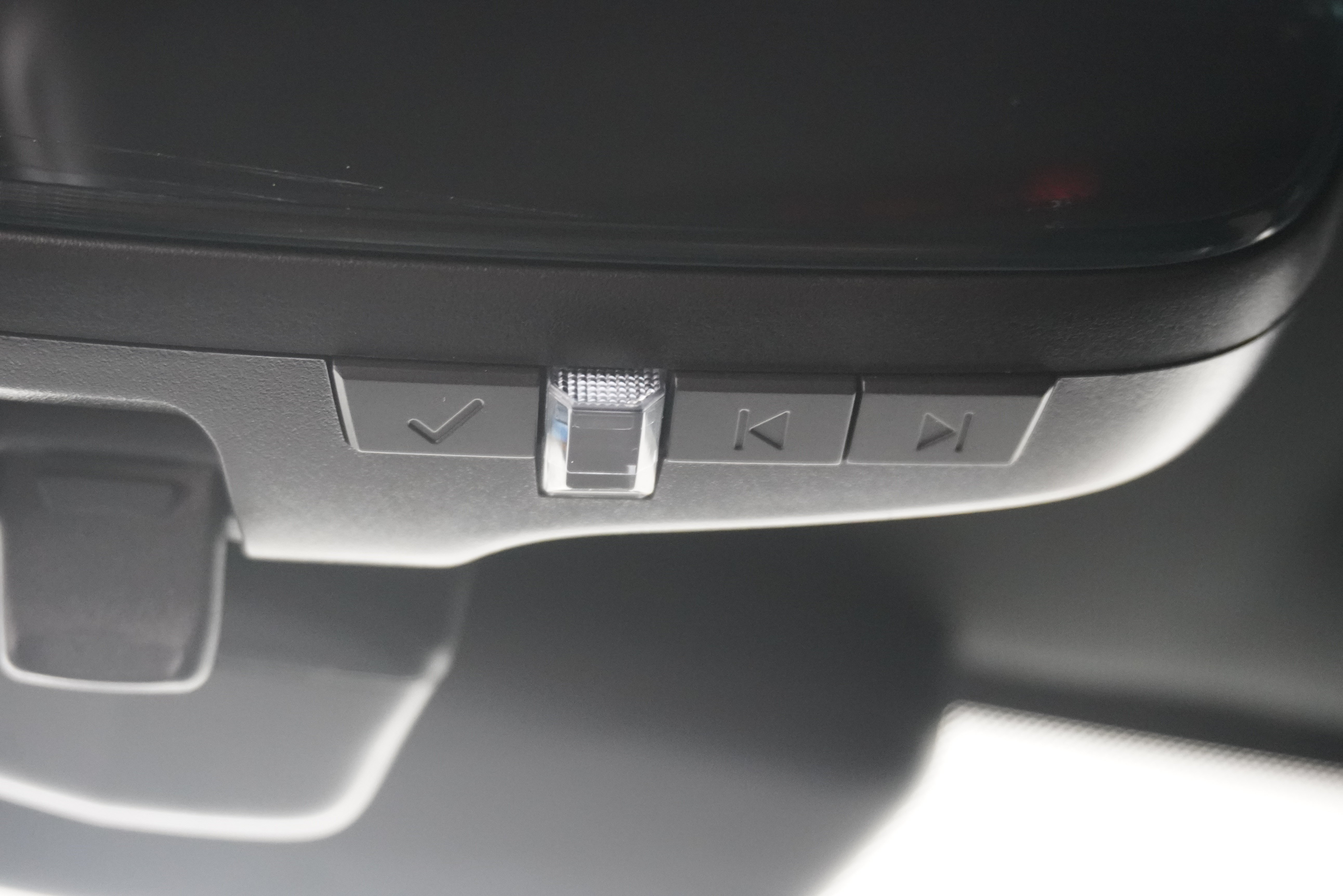 Used 2022 Chevrolet Camaro SS RWD image 27