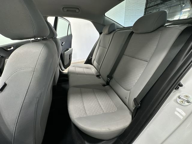 Used 2018 Kia Rio S image 16