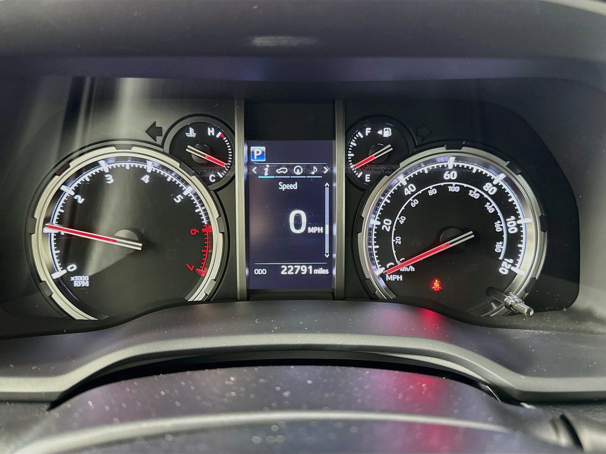 Certified 2024 Toyota 4Runner TRD Off-Road Premium w/ 4Runner Black Package (TMS) AWD/4WD image 12