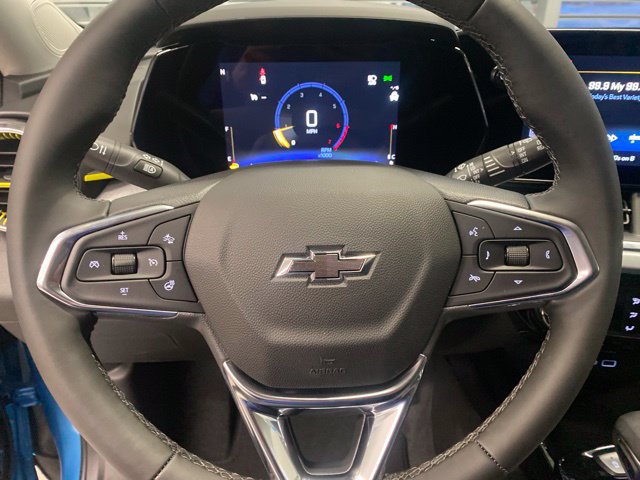 New 2026 Chevrolet Trax LT w/ Midnight Edition FWD image 13
