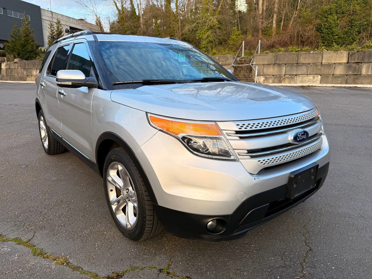 Used 2013 Ford Explorer Limited image 2