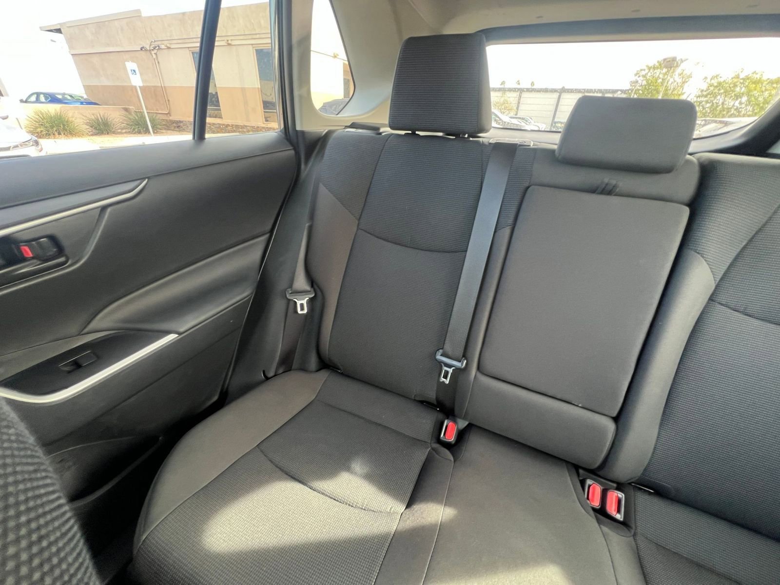 Used 2025 Toyota RAV4 LE image 39