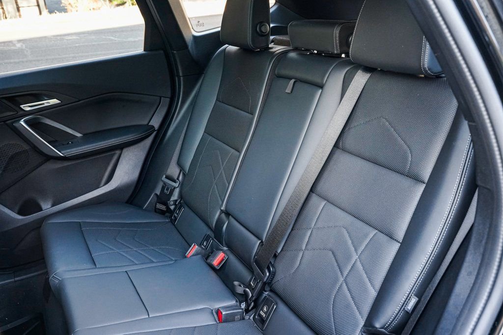 Used 2025 BMW X1 xDrive28i w/ Technology Package image 15