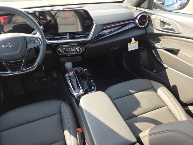 New 2026 Chevrolet Trax RS w/ Sunroof Package image 32