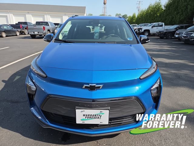 Used 2023 Chevrolet Bolt EUV LT FWD image 2