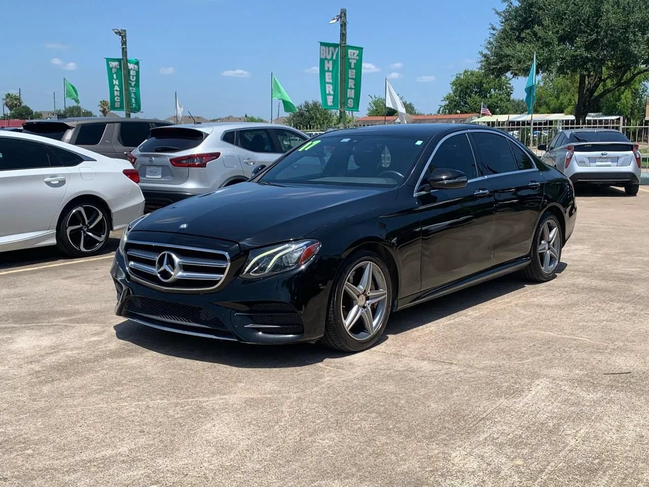 Used 2017 Mercedes-Benz E 300 image 4