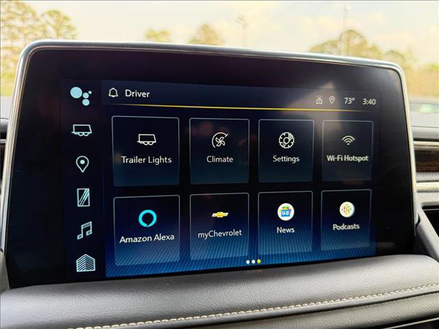 Used 2023 Chevrolet Suburban Premier AWD/4WD image 12