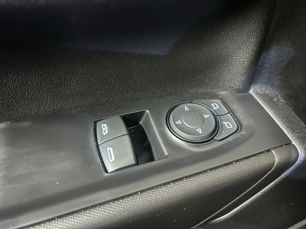 Used 2021 Chevrolet Silverado 1500 W/T w/ WT Value Package image 5