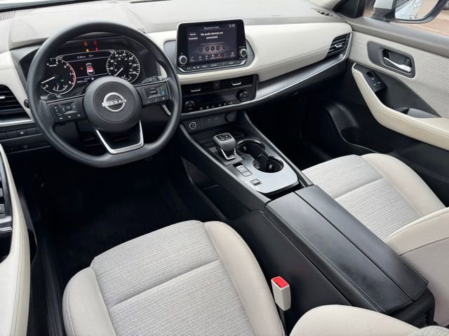Used 2023 Nissan Rogue SV image 14