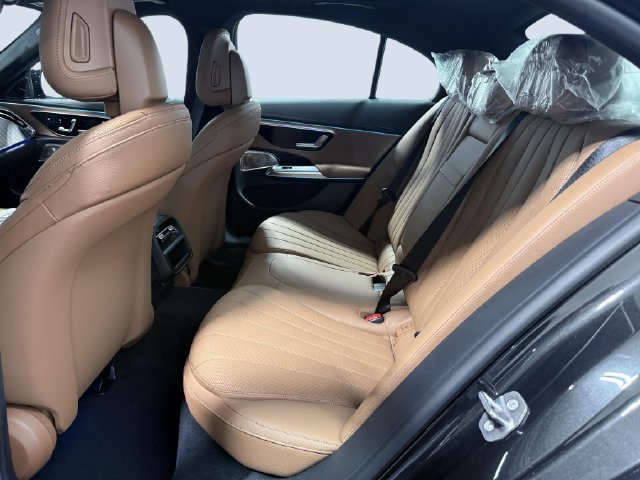 New 2027 Mercedes-Benz E 450 4MATIC Sedan image 7