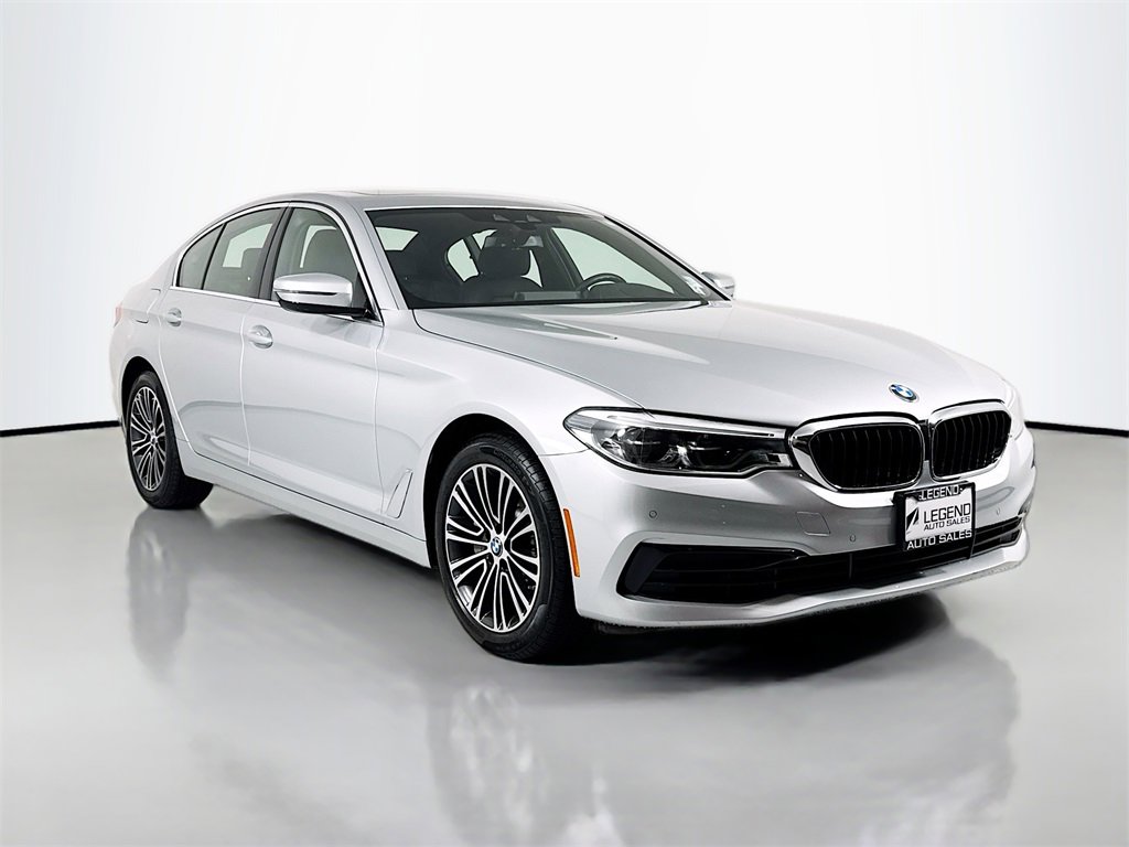 Used 2020 BMW 530i xDrive w/ Executive Package image 3