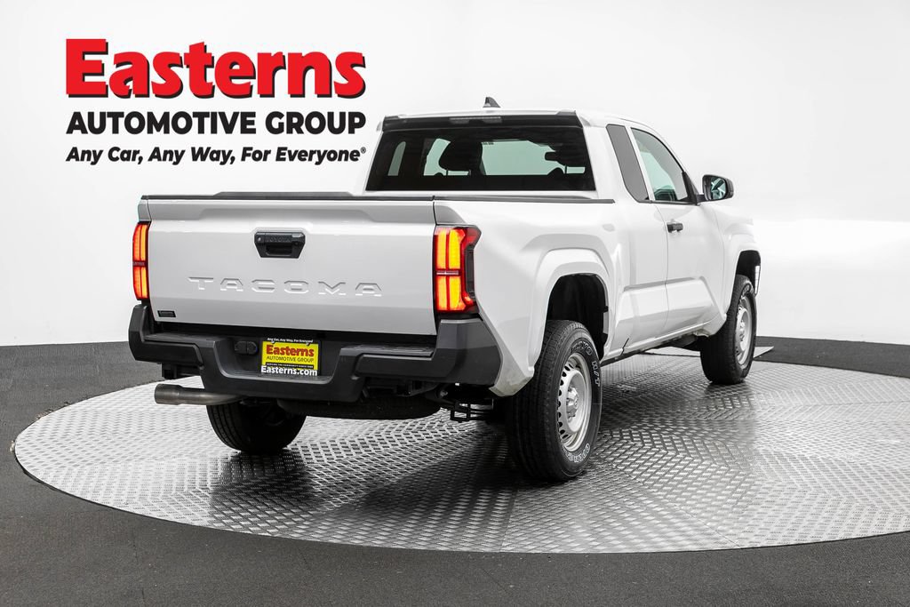 Used 2024 Toyota Tacoma SR RWD image 5
