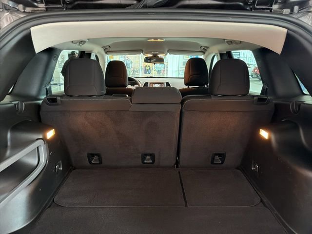 Used 2016 Jeep Cherokee Latitude w/ Cold Weather Group image 26