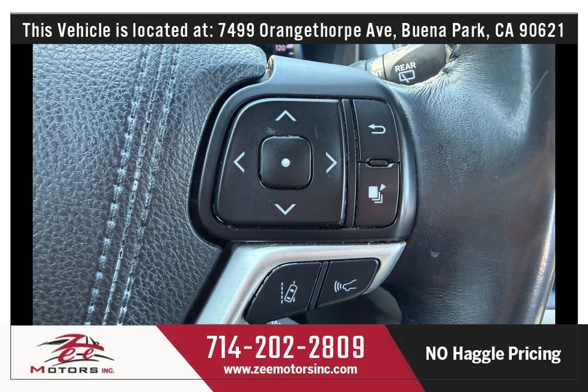 Used 2018 Toyota Highlander XLE w/ Carpet Mat Package (TMS) image 30