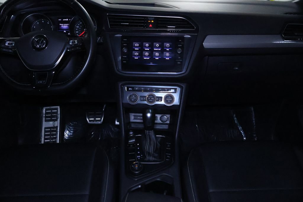Used 2021 Volkswagen Tiguan SE R-Line w/ 3rd Row Seat Package image 19