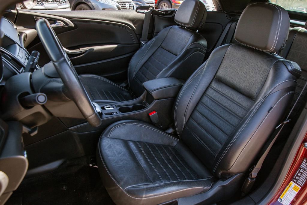 Used 2018 Buick Cascada Premium image 12