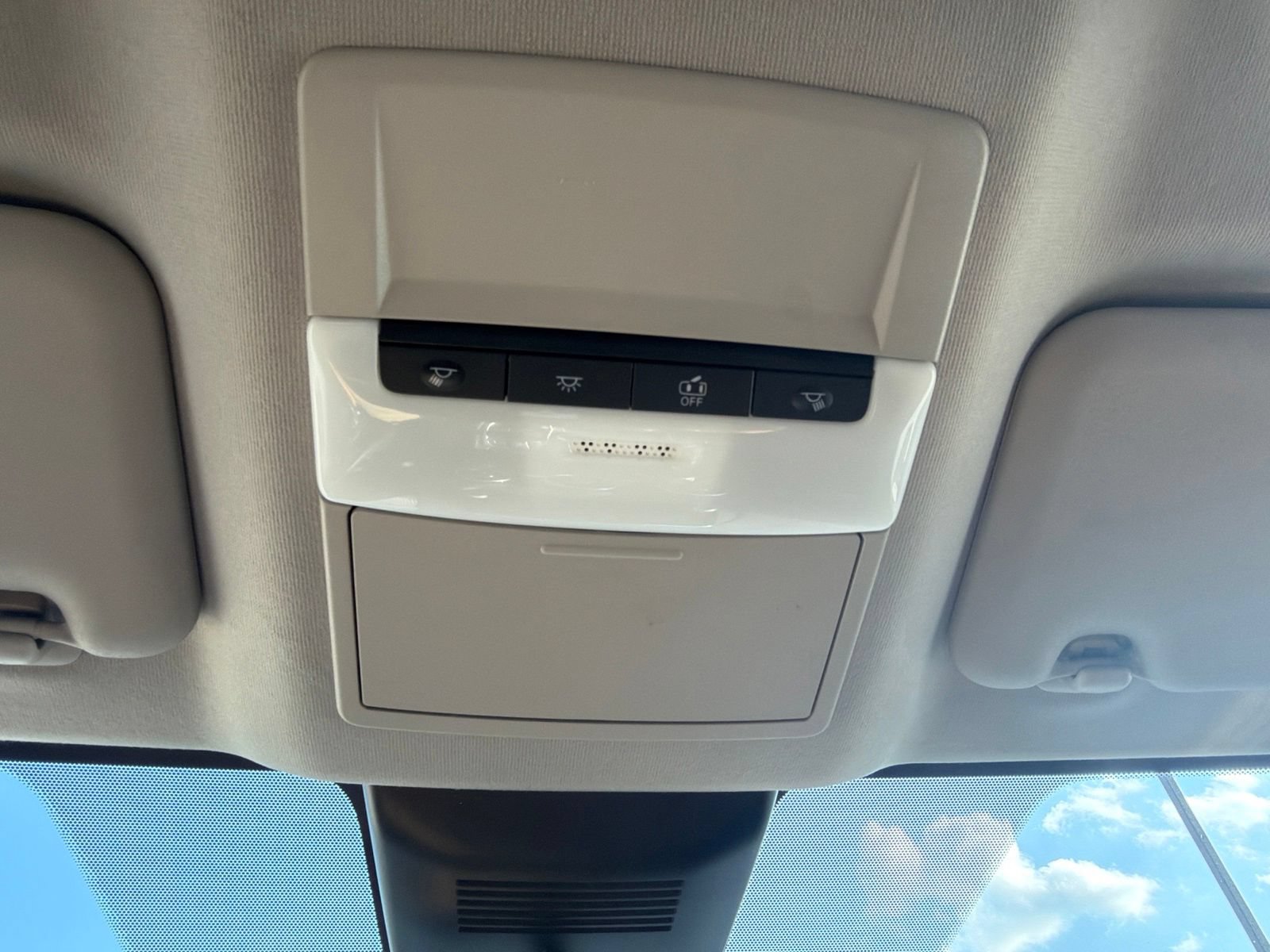 Used 2024 Nissan Sentra SV FWD image 20
