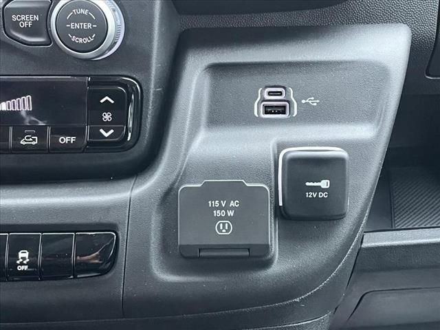 New 2025 RAM ProMaster 2500 w/ Quick Order Package 22G SLT image 18