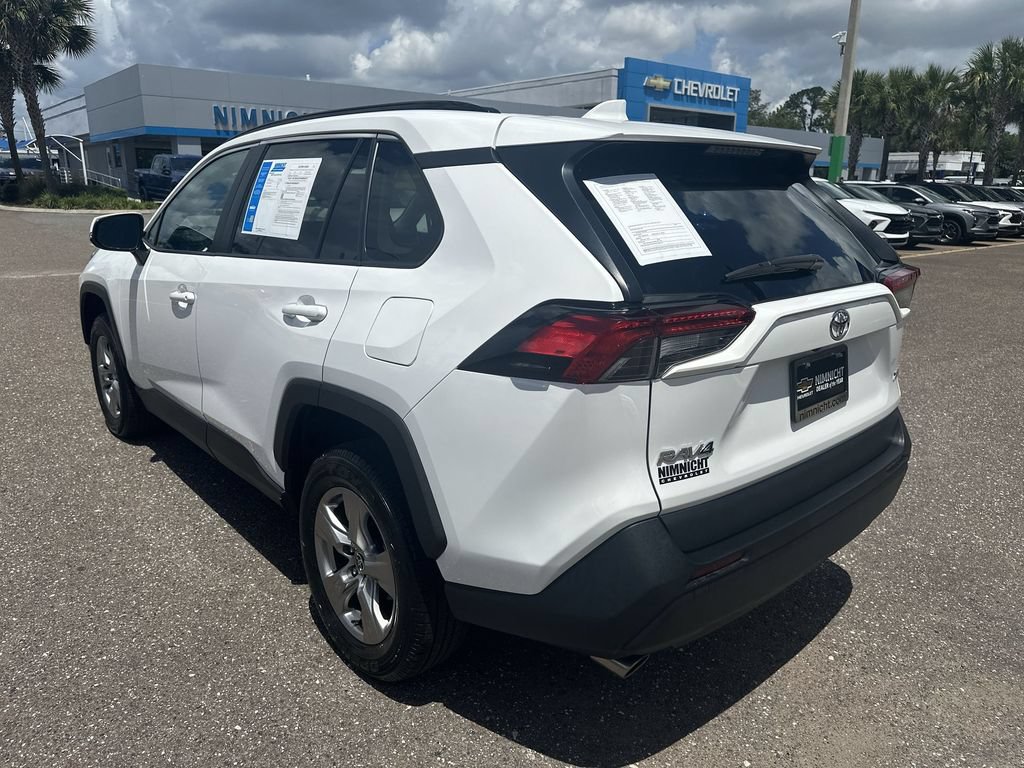 Used 2024 Toyota RAV4 XLE FWD image 14
