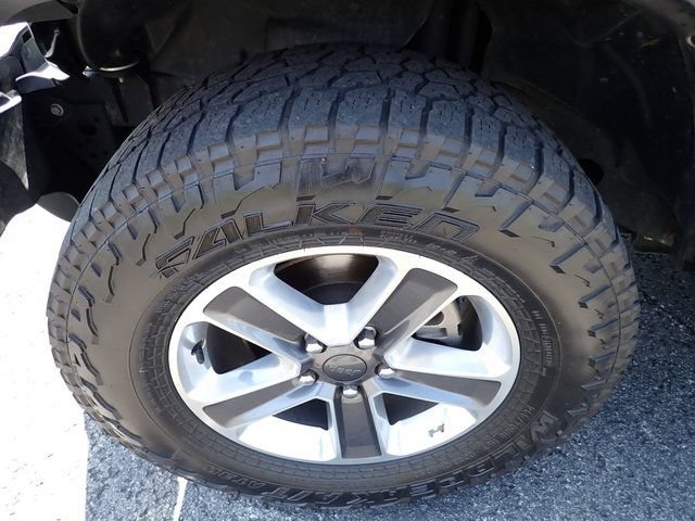 Used 2020 Jeep Wrangler Unlimited Sahara AWD/4WD image 10