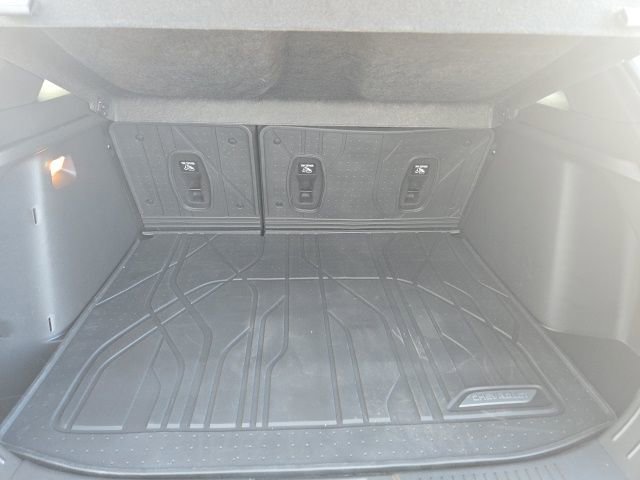 Used 2026 Chevrolet Trax RS w/ Driver Confidence Package image 9