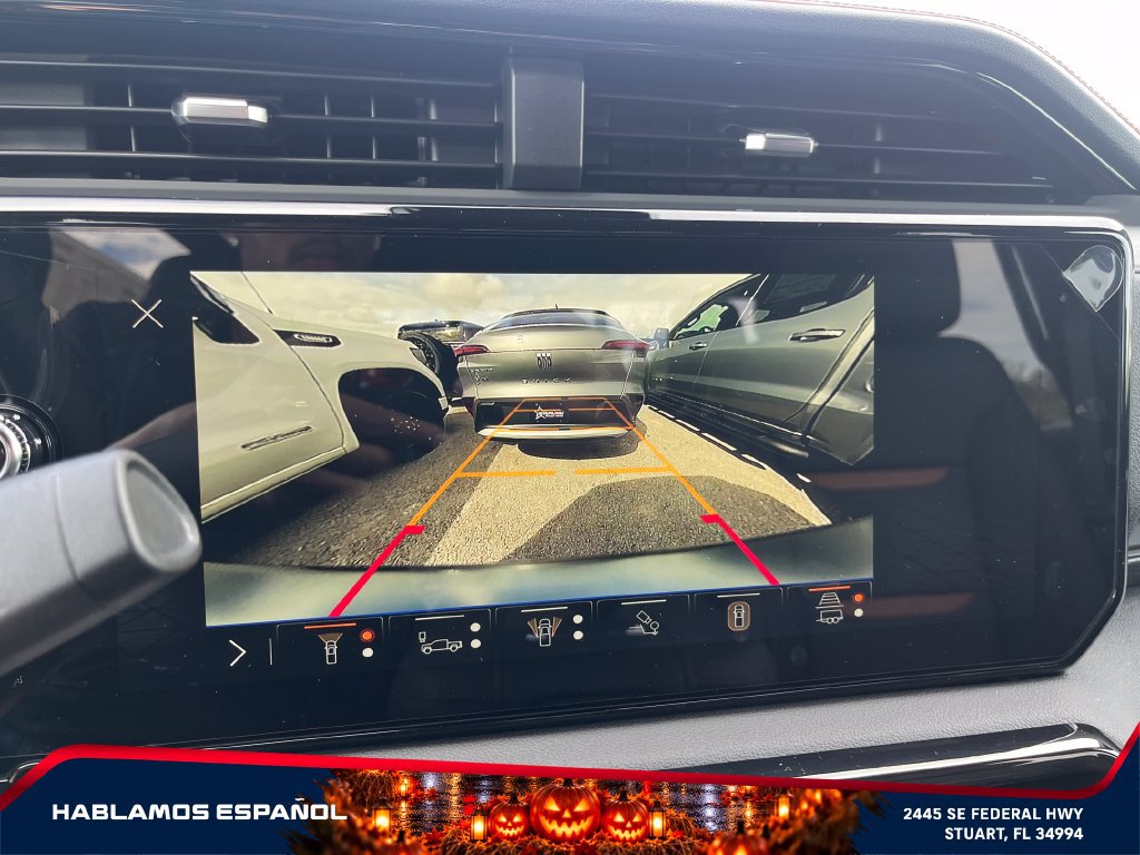 New 2026 GMC Sierra 2500 AT4 w/ AT4 Premium Plus Package AWD/4WD image 32