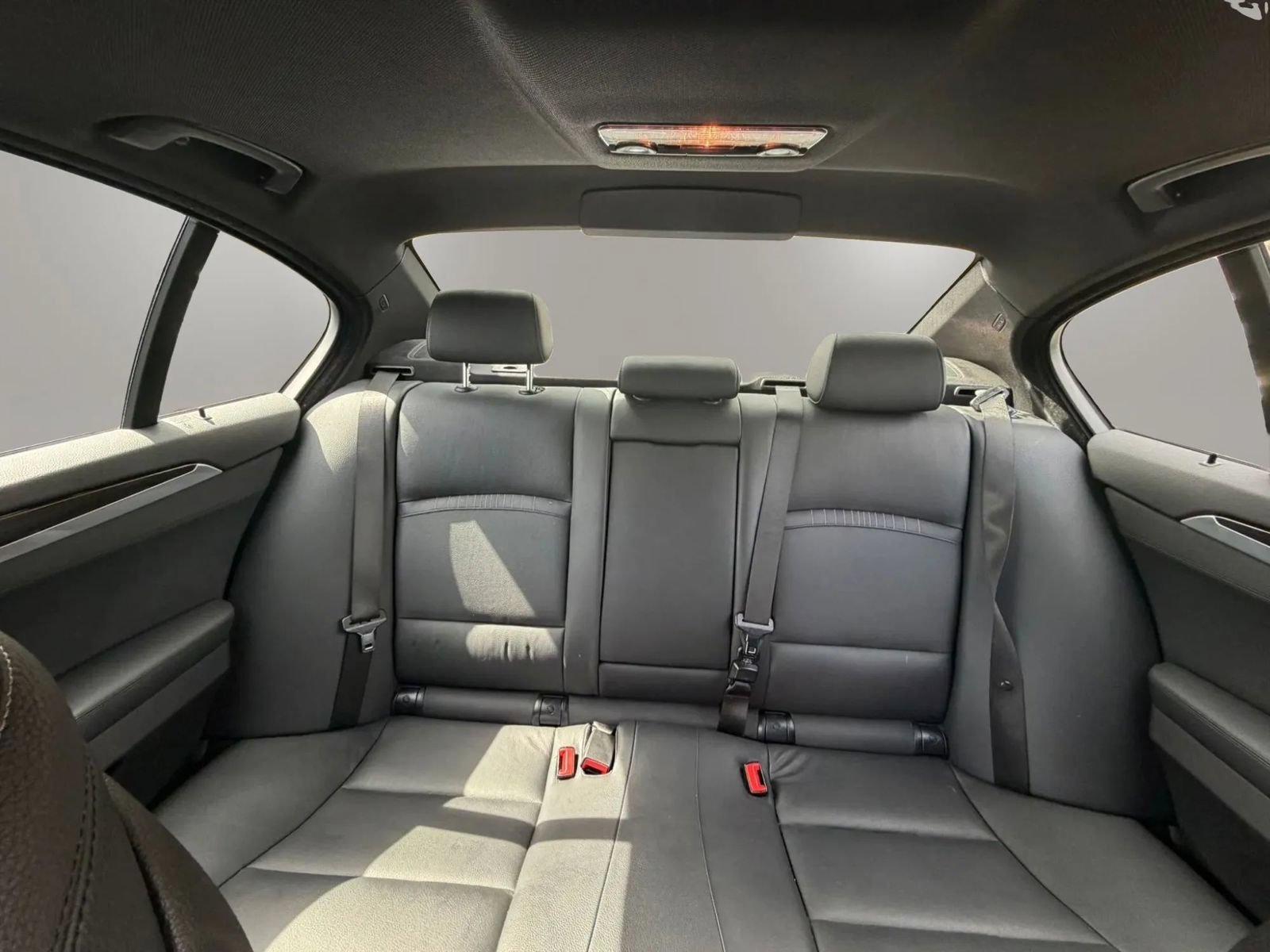 Used 2014 BMW 550i xDrive Sedan AWD/4WD image 19