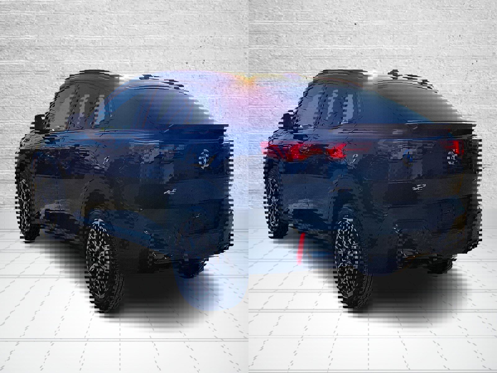 Used 2025 BMW X2 xDrive28i w/ Premium Package image 4