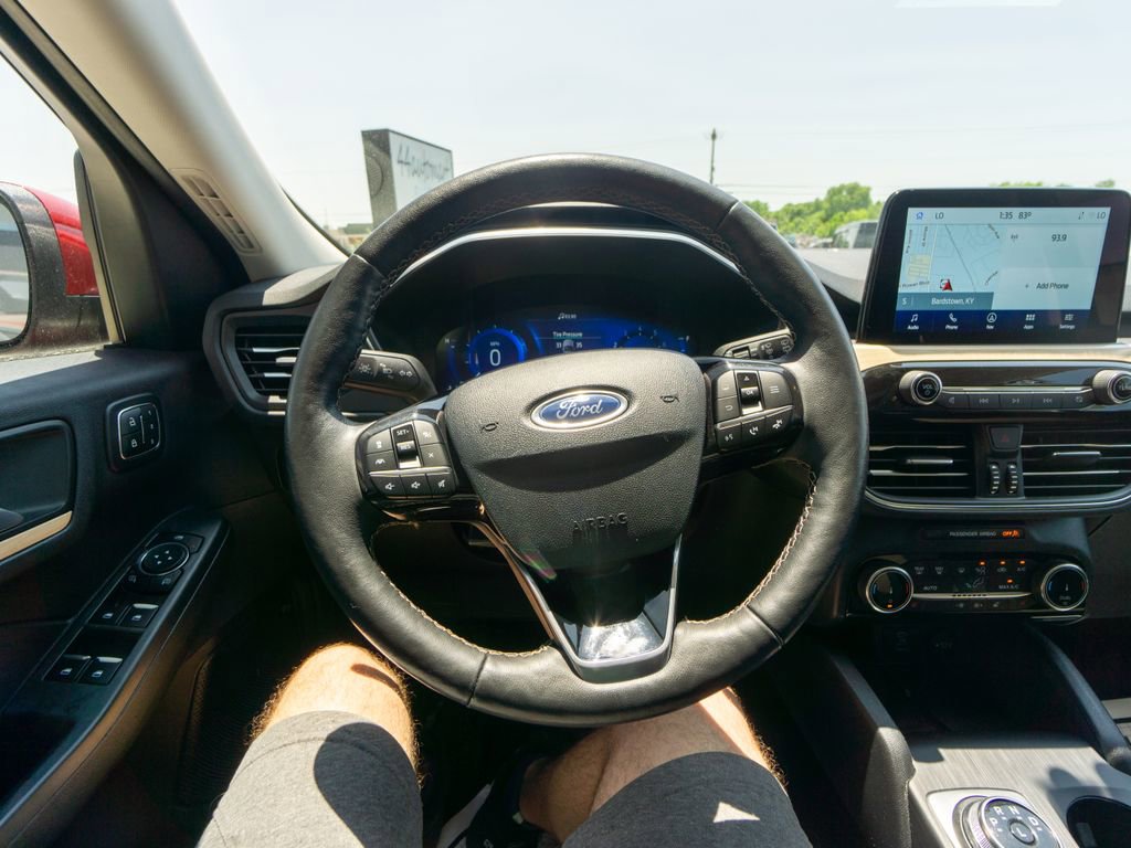 Used 2022 Ford Escape Titanium w/ Titanium Elite Package image 22