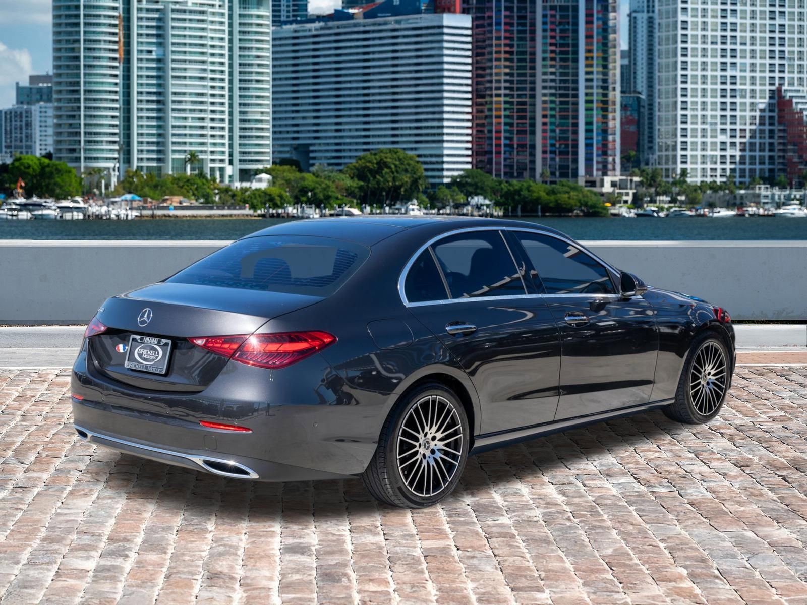 Used 2022 Mercedes-Benz C 300 Sedan image 5