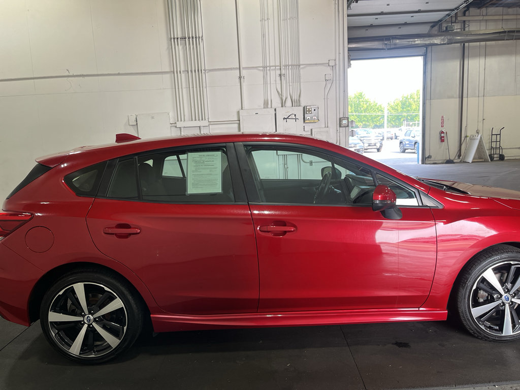 Used 2018 Subaru Impreza 2.0i Sport w/ Popular Package #2 AWD/4WD image 4