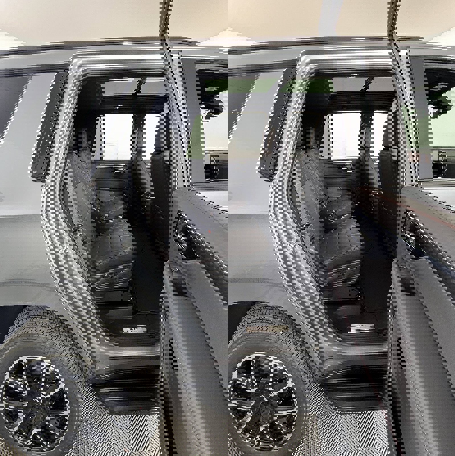 New 2026 Chevrolet Tahoe RST image 6