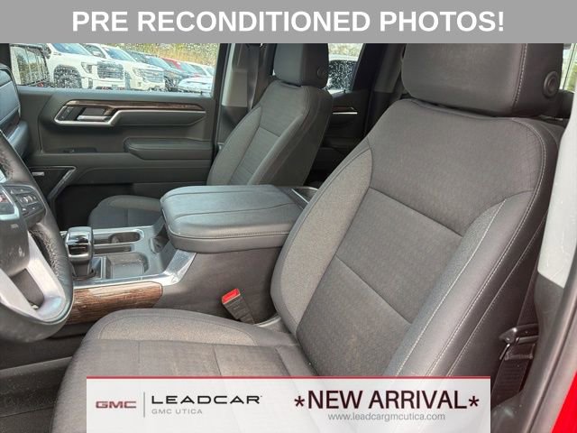 Used 2025 GMC Sierra 1500 Elevation w/ Preferred Package AWD/4WD image 18