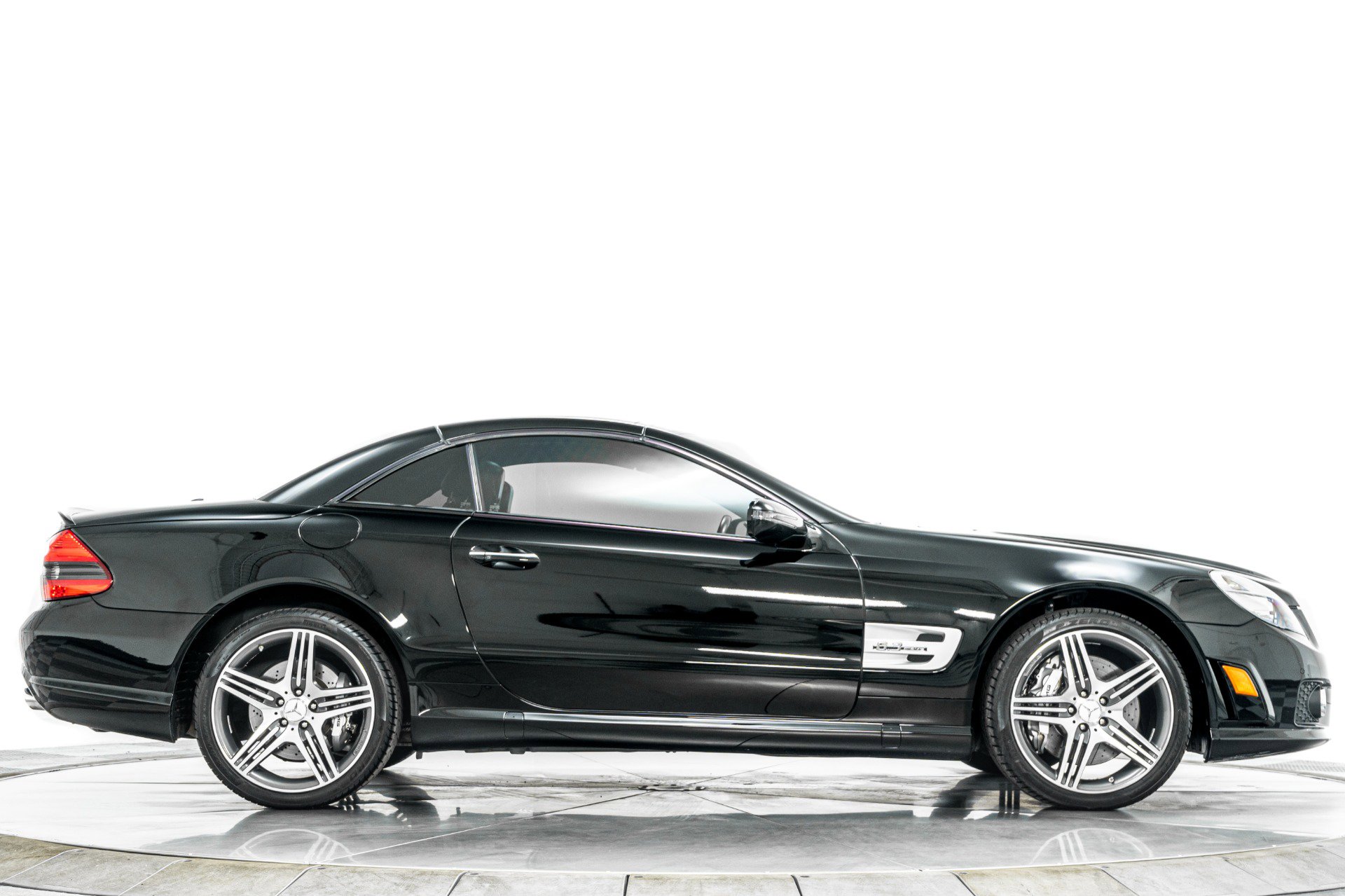 Used 2011 Mercedes-Benz SL 63 AMG image 18