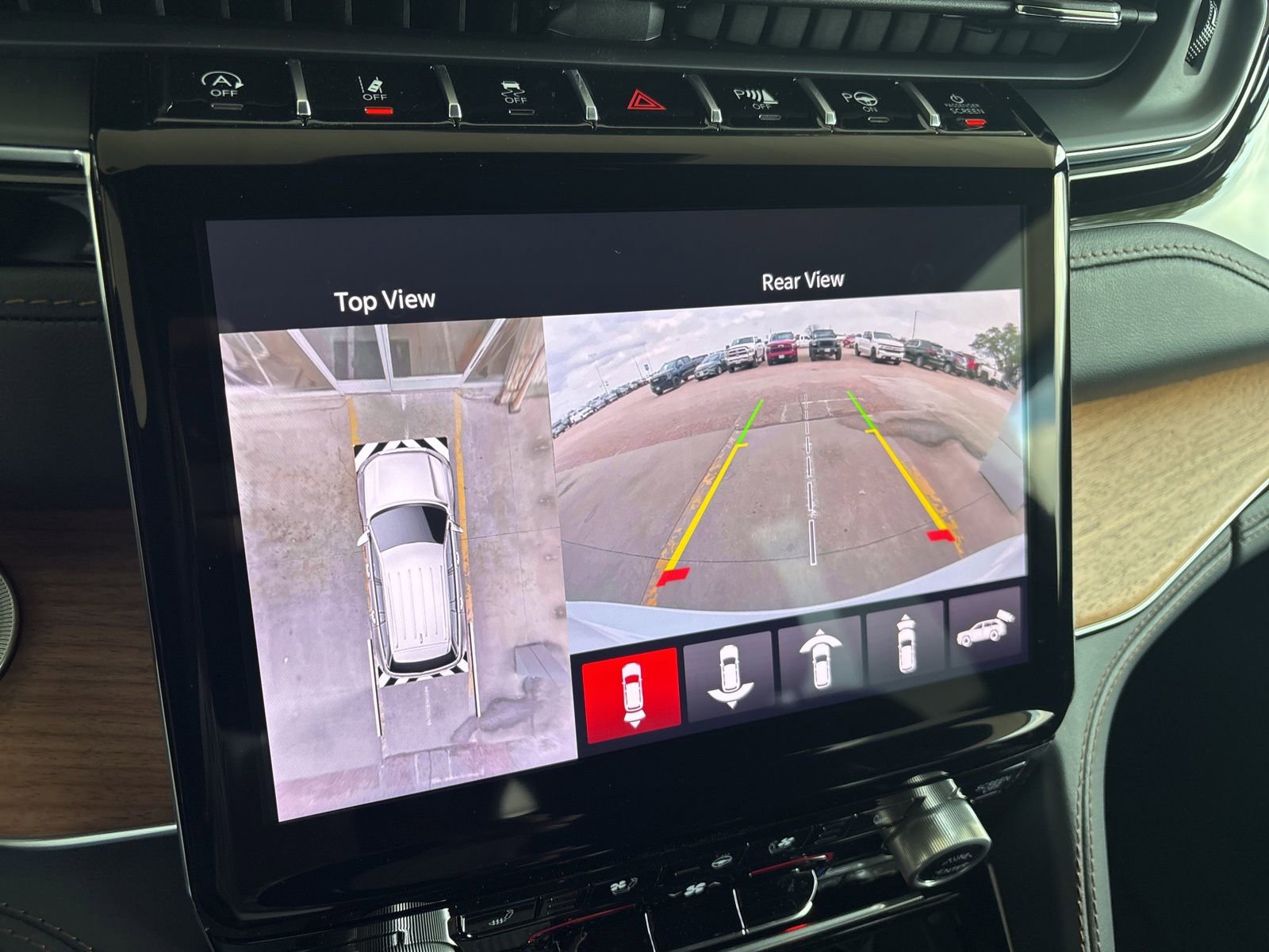 New 2025 Jeep Grand Cherokee Summit image 19