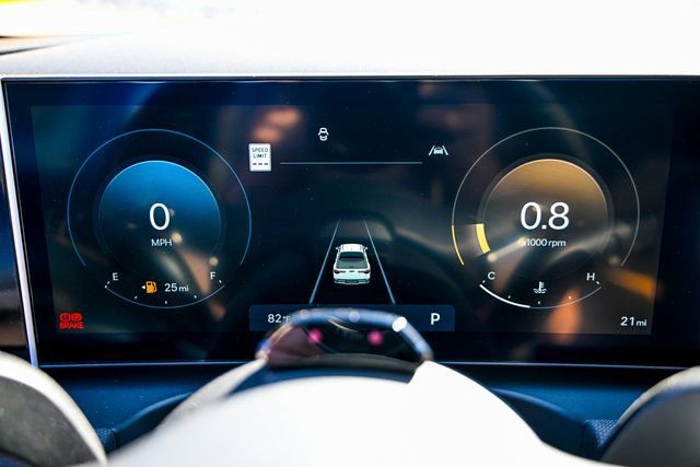 New 2026 Hyundai Santa Cruz Limited image 9