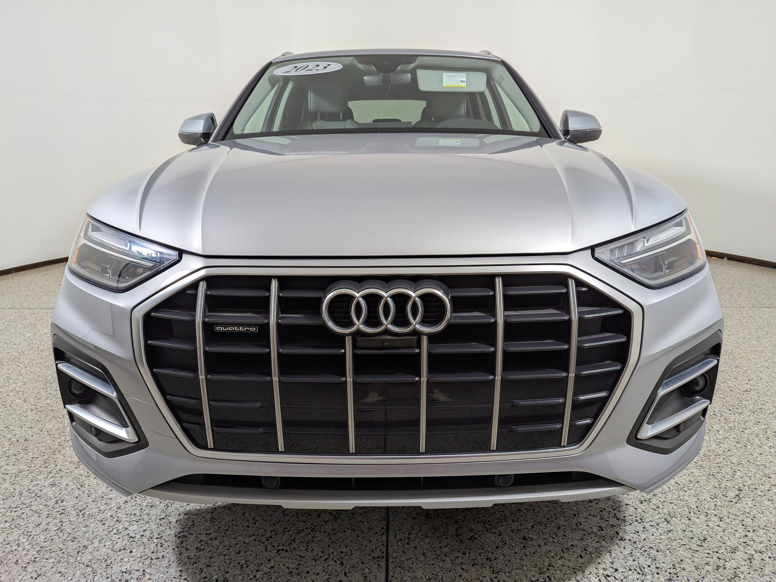 Certified 2023 Audi Q5 2.0T Premium Plus w/ Premium Plus Package image 2