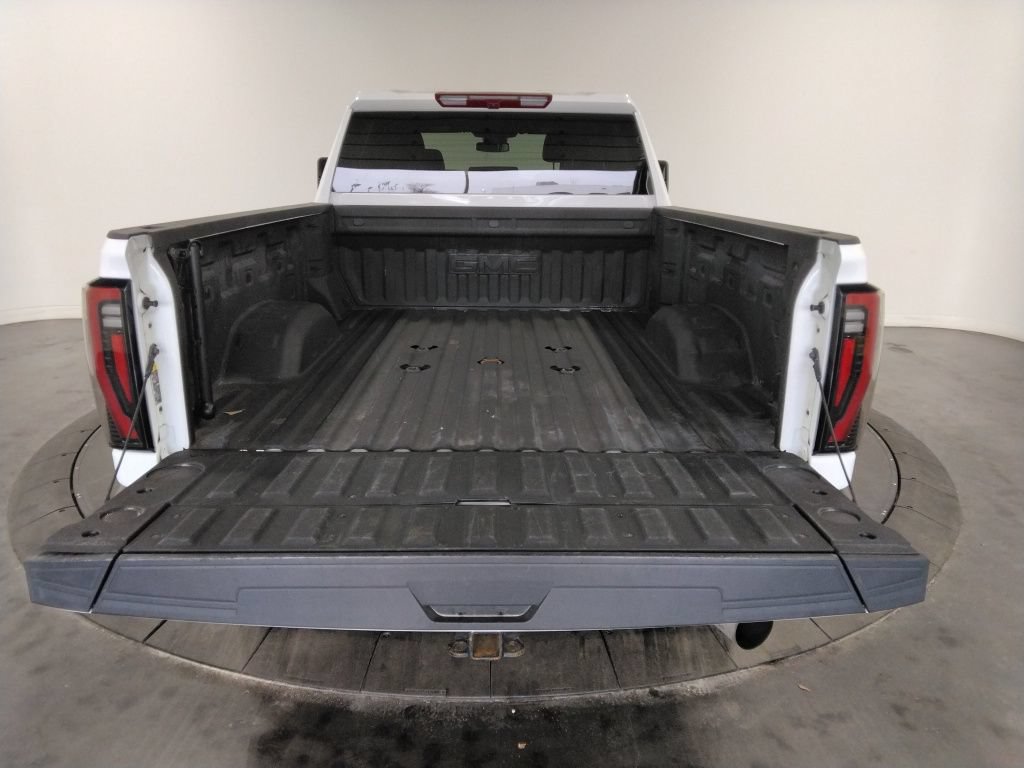 Used 2025 GMC Sierra 2500 AT4 AWD/4WD image 9