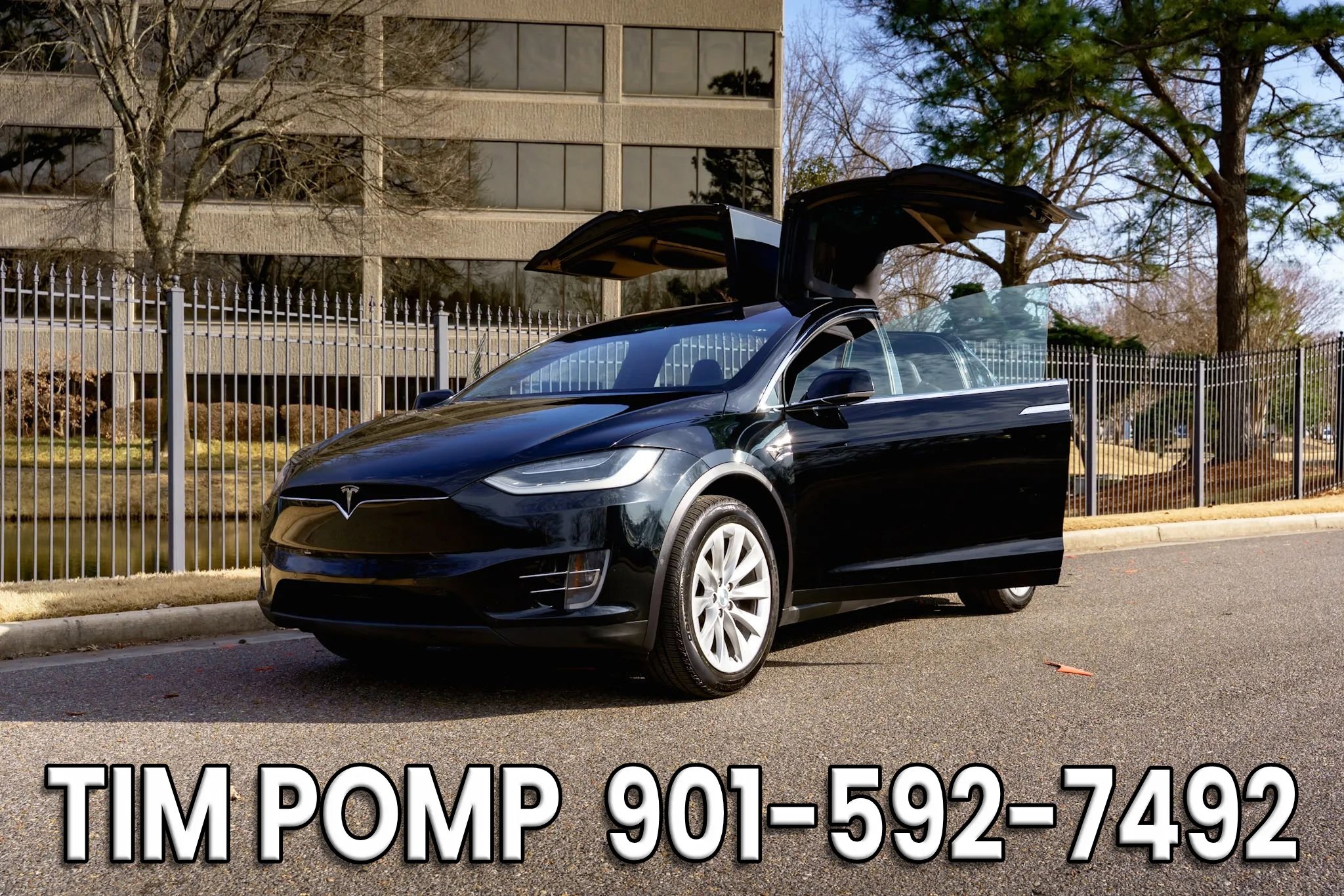 Used 2019 Tesla Model X image 10