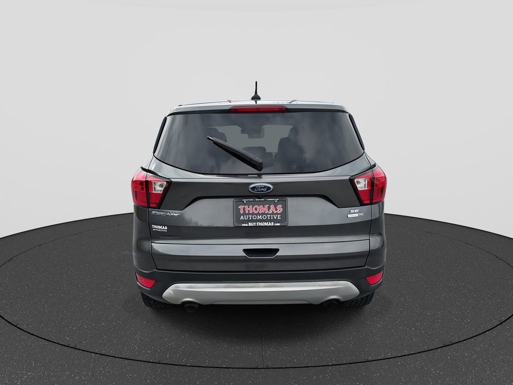 Used 2019 Ford Escape SE image 7