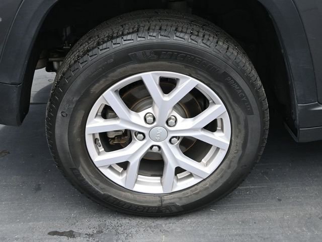 Used 2022 Jeep Grand Cherokee Limited image 39