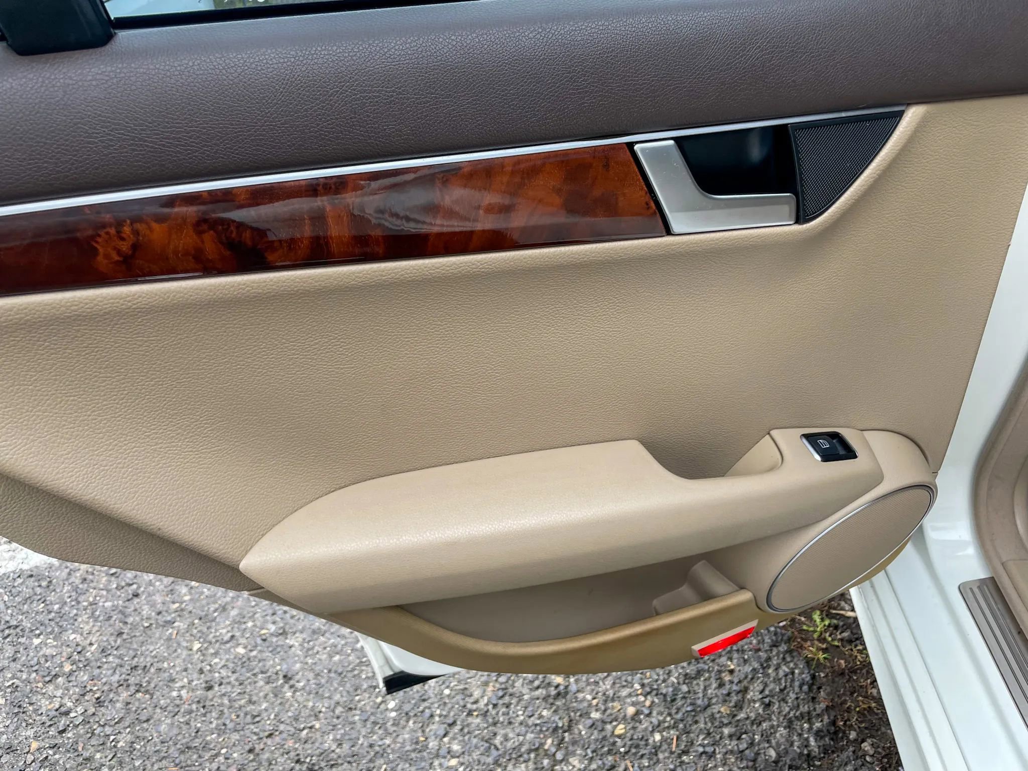 Used 2012 Mercedes-Benz C 300 4MATIC Sedan image 13