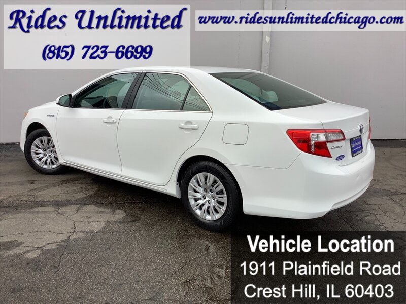Used 2012 Toyota Camry LE FWD image 5