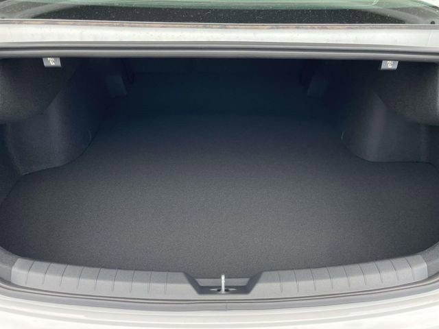 New 2026 Kia K5 LXS image 18